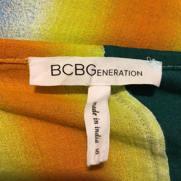 BCBG Faded Stripe Crop Top - Small - Picture 5 of 5